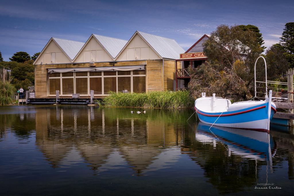 Quest Warrnambool Aparthotel Bagian luar foto