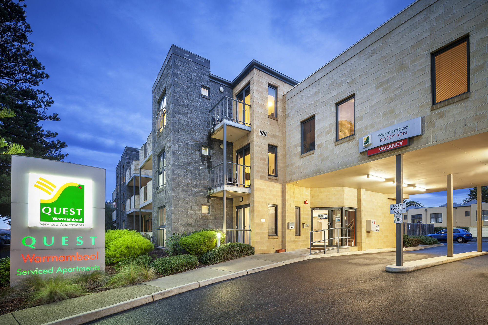 Quest Warrnambool Aparthotel Bagian luar foto